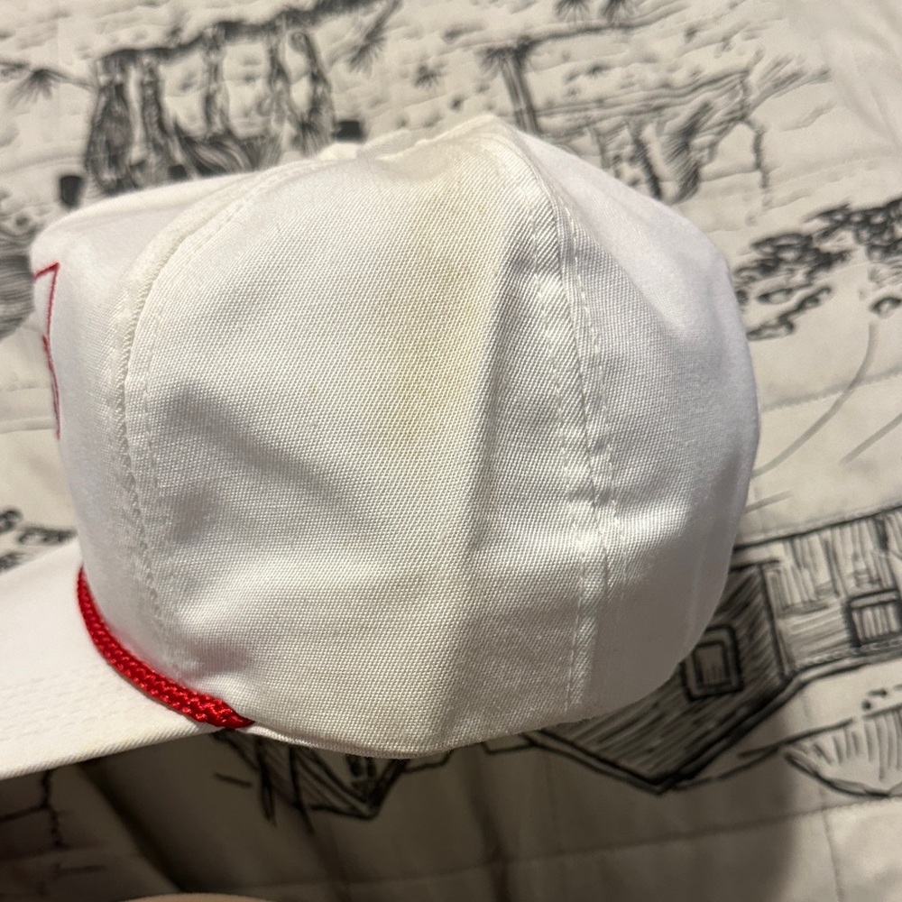 Budweiser Hat - Cream and Red - Picture 2 of 5